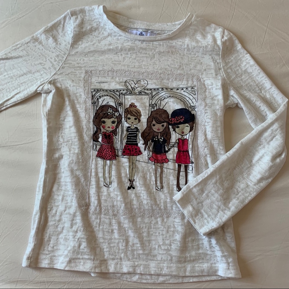 Graphic Lace Long Sleeve Tee